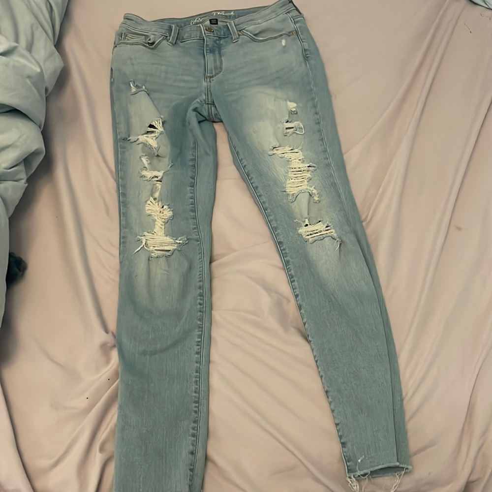 skinny ripped jeans
